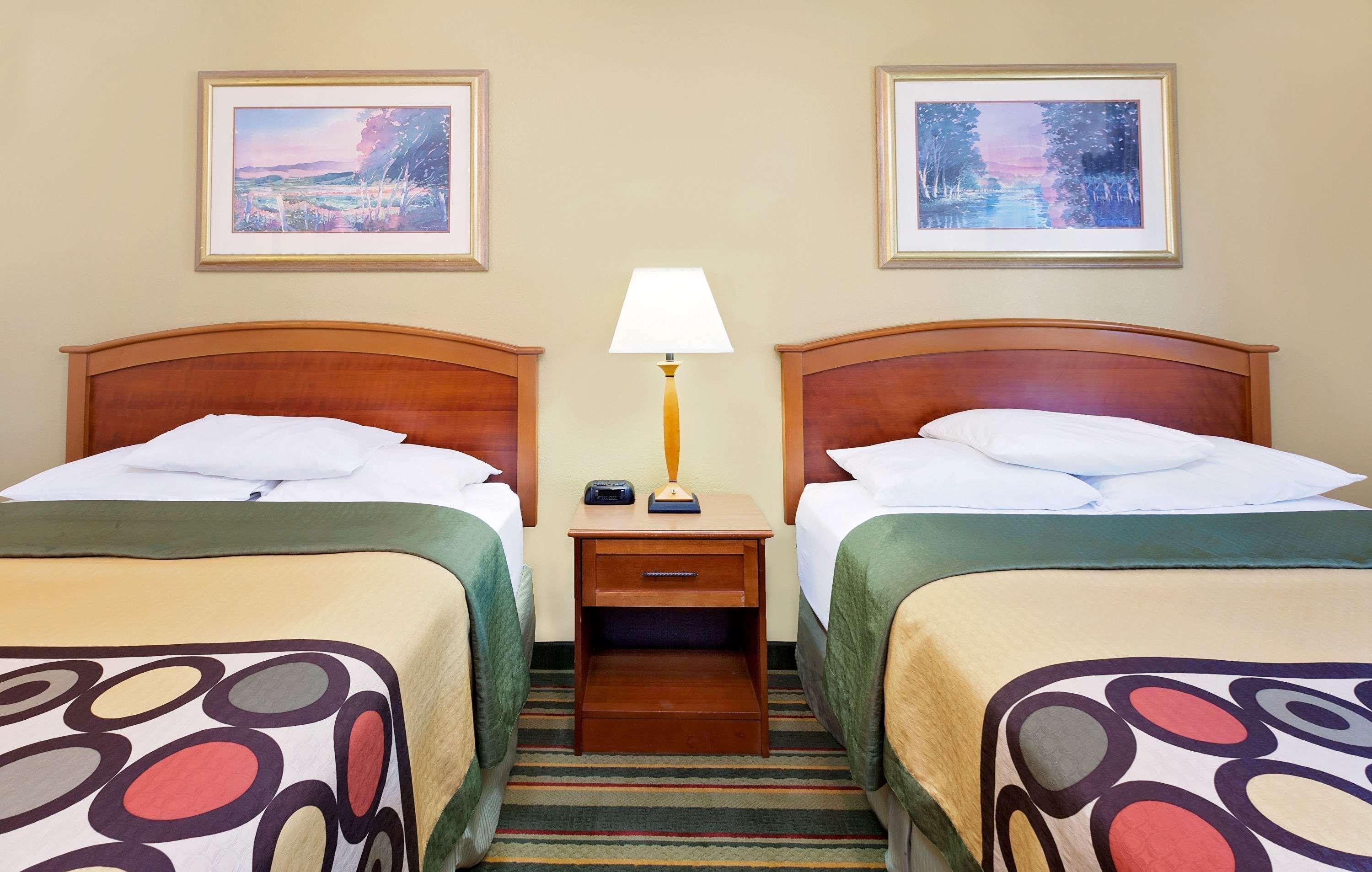 Hotel Super 8 By Wyndham Mt. Pleasant Mount Pleasant Zewnętrze zdjęcie