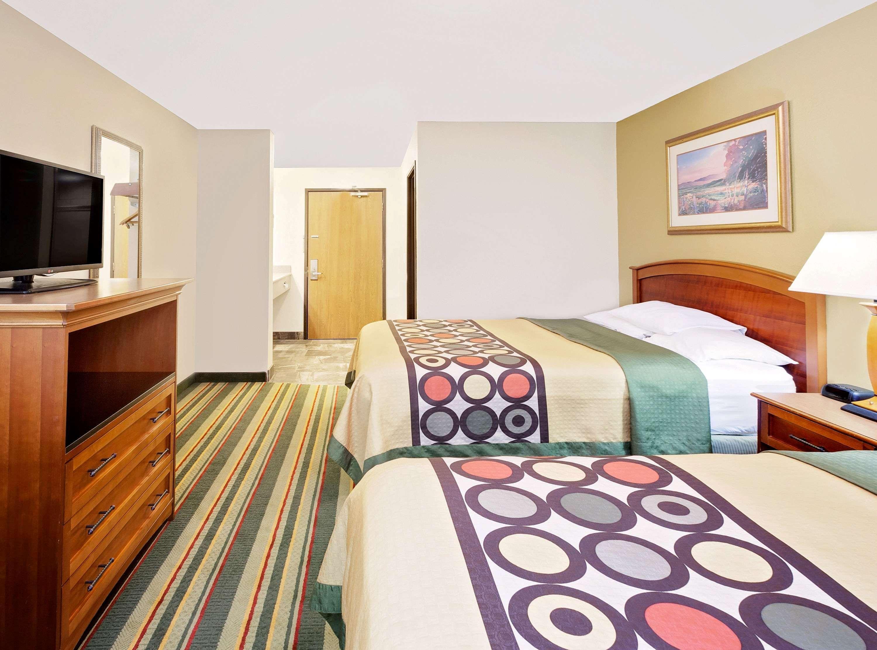 Hotel Super 8 By Wyndham Mt. Pleasant Mount Pleasant Zewnętrze zdjęcie