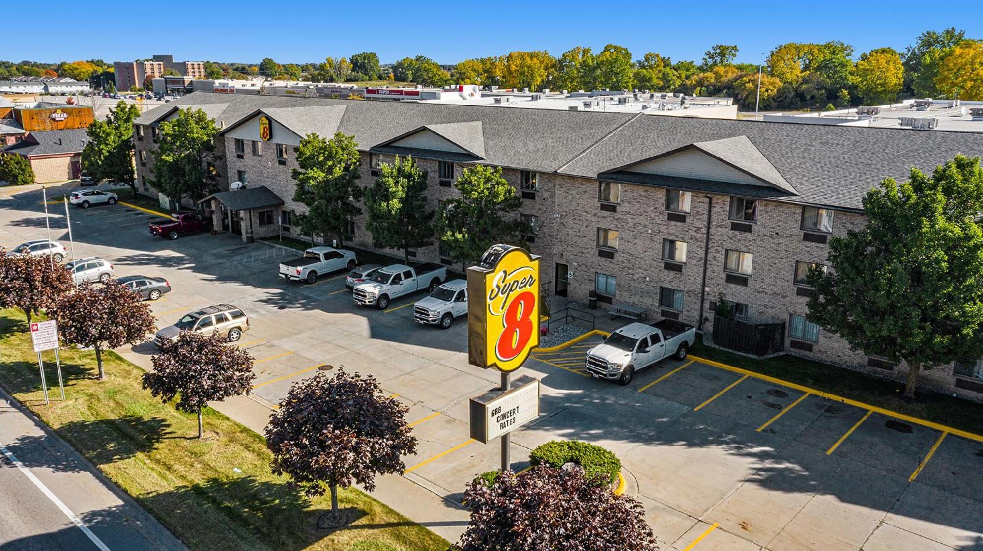 Hotel Super 8 By Wyndham Mt. Pleasant Mount Pleasant Zewnętrze zdjęcie